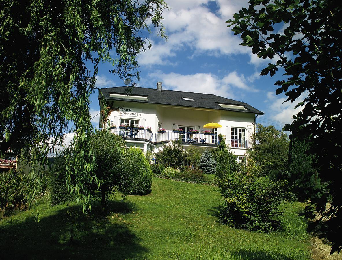 Weingut Bernd Hermes Kröv Exterior foto